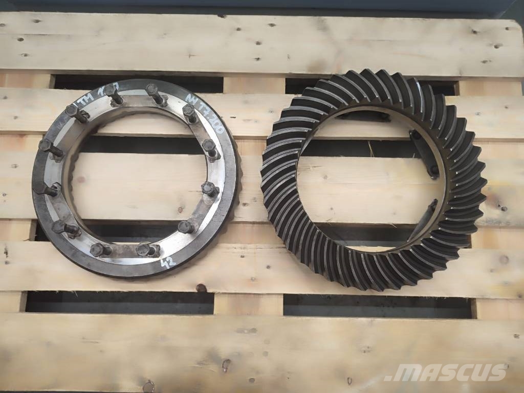 New Holland Differential ring gear NEW HOLLAND T7.220 트랜스미션