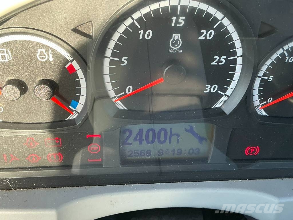 Valtra N134 Foresterie - Autres
