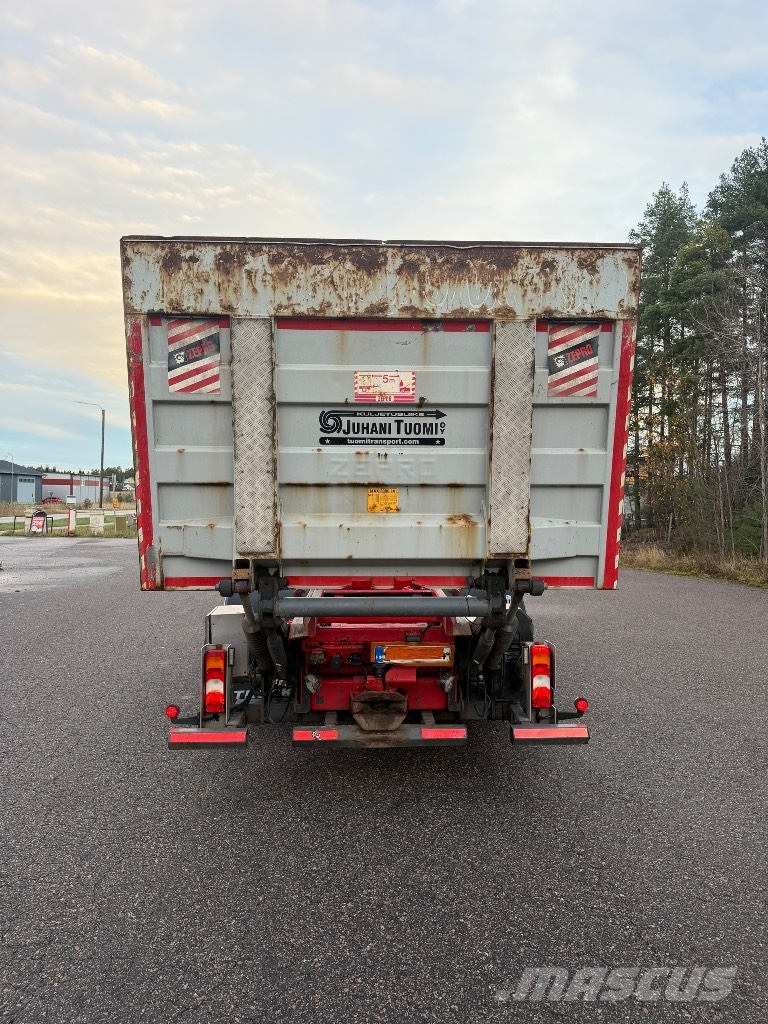 Mercedes-Benz 2551 Camion portacontainer