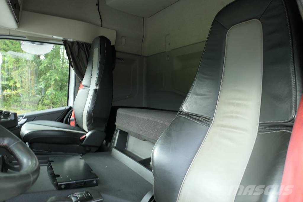 Volvo OBS Miltal 6941 Mil FMX 500 6x2*4 Camiones polibrazo
