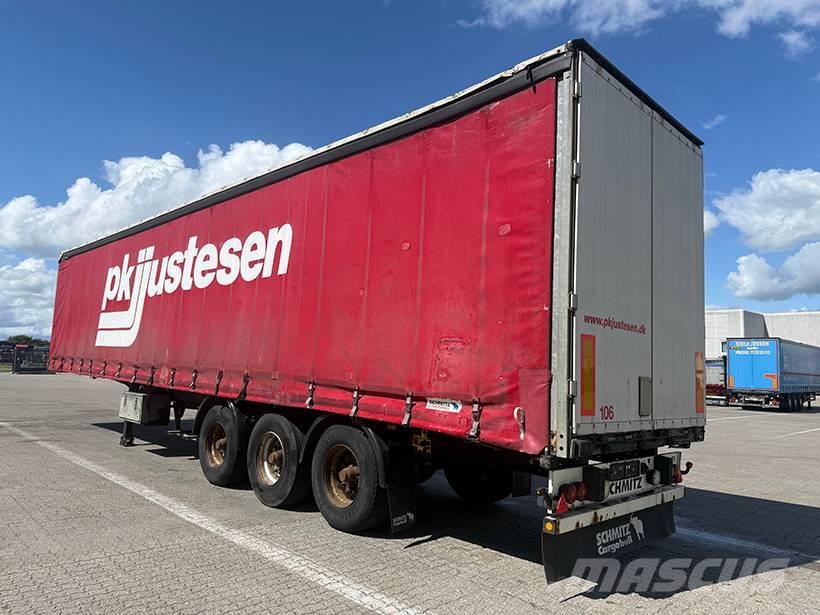 Schmitz Curtainsider / Planenauflieger Kapelltrailer