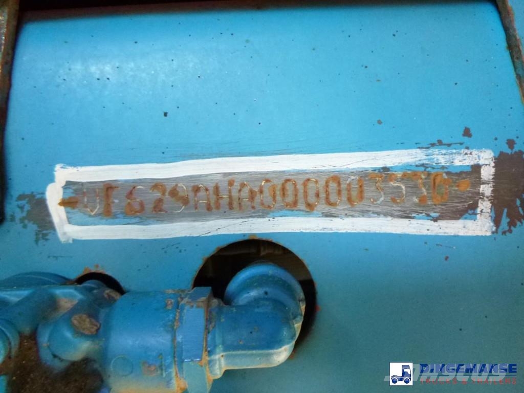 Renault Premium 280 dxi 4x2 gas tank 19.2 m3 Tankwagen