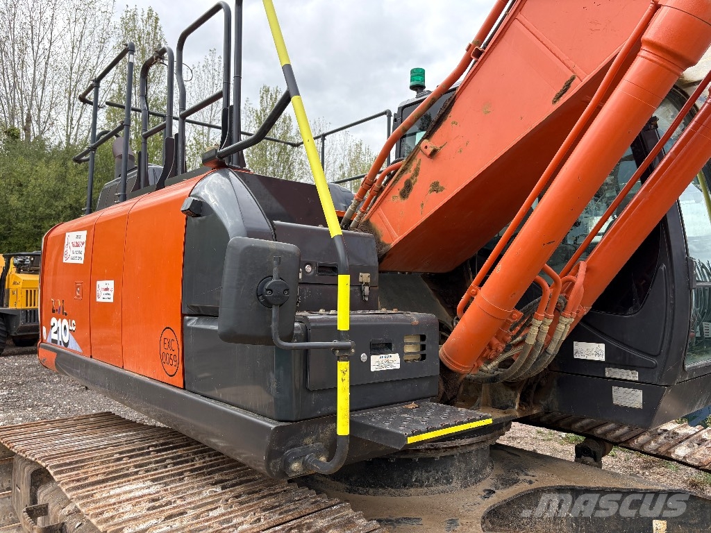 Hitachi ZX 210 LC-6 Bandgrävare