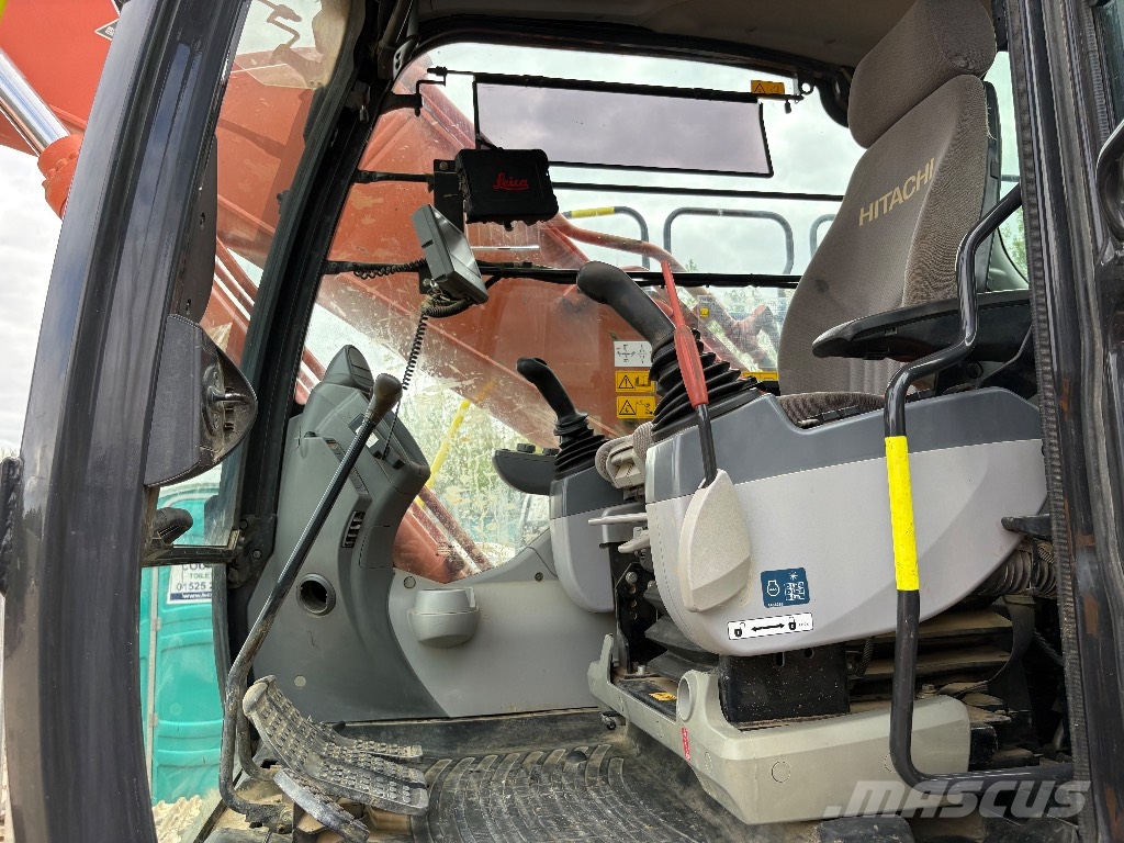 Hitachi ZX 210 LC-6 Bandgrävare