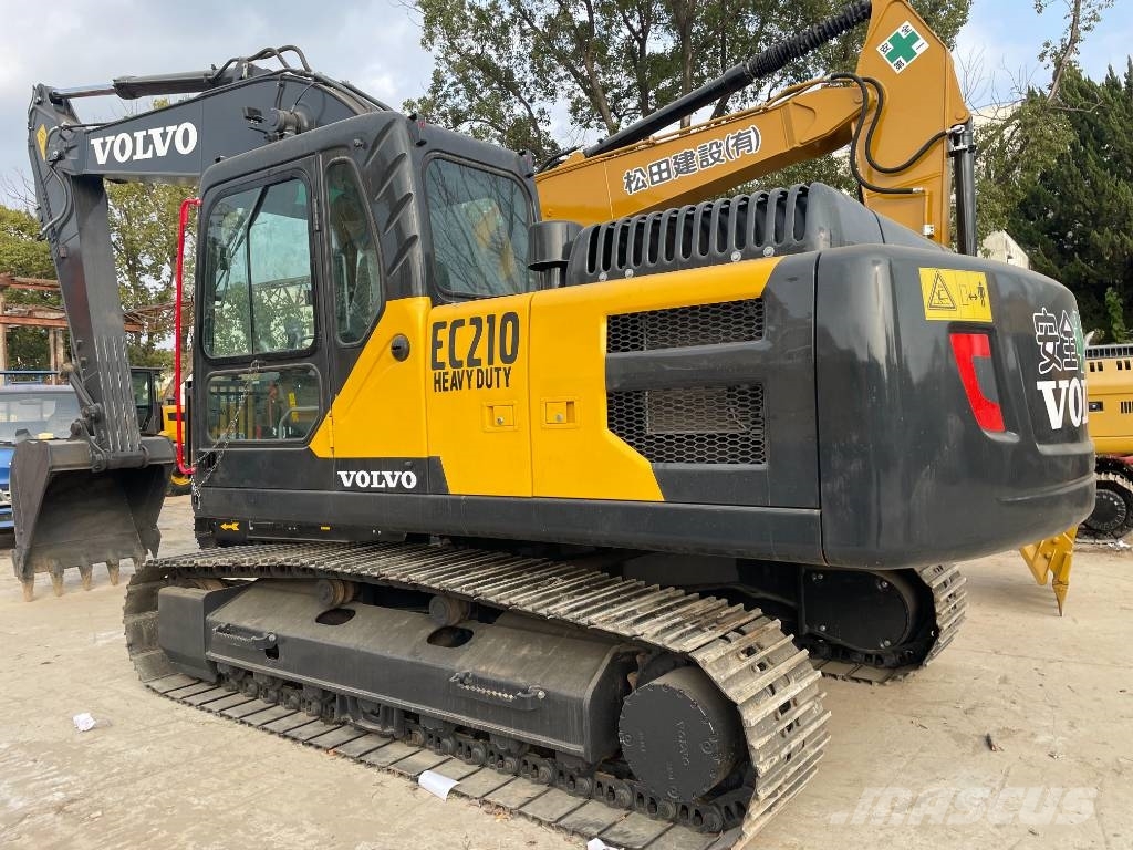 Volvo EC210 Paletli ekskavatörler