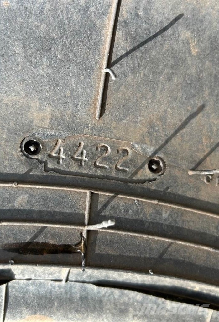 Goodyear 750/65R26 CFO 177/A8 NEU Tyres, wheels and rims