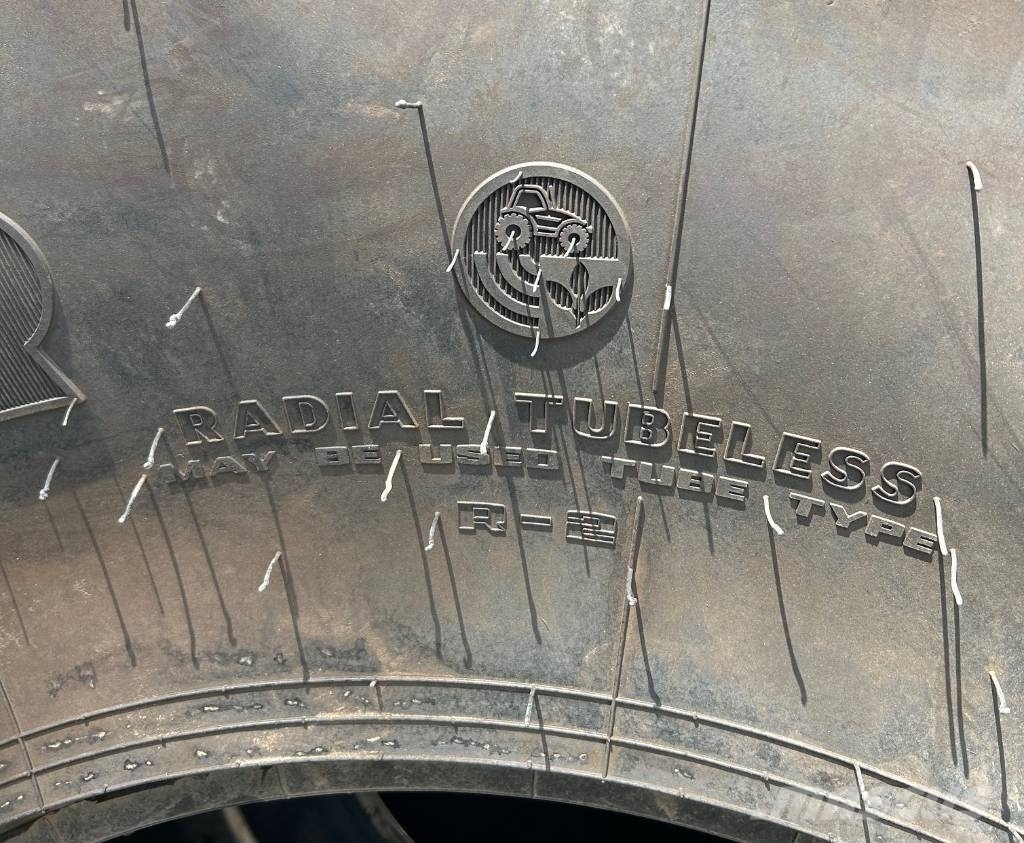 Goodyear 750/65R26 CFO 177/A8 NEU Tyres, wheels and rims
