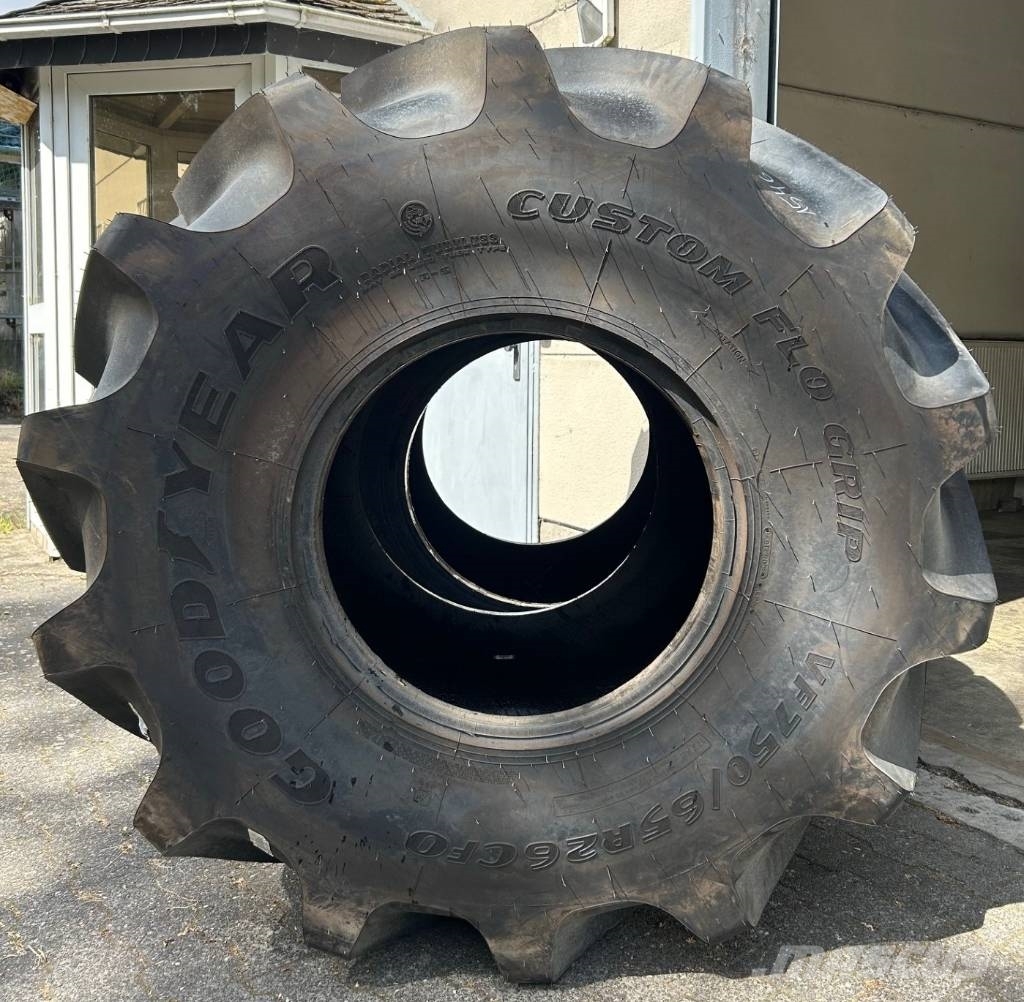 Goodyear 750/65R26 CFO 177/A8 NEU Tyres, wheels and rims
