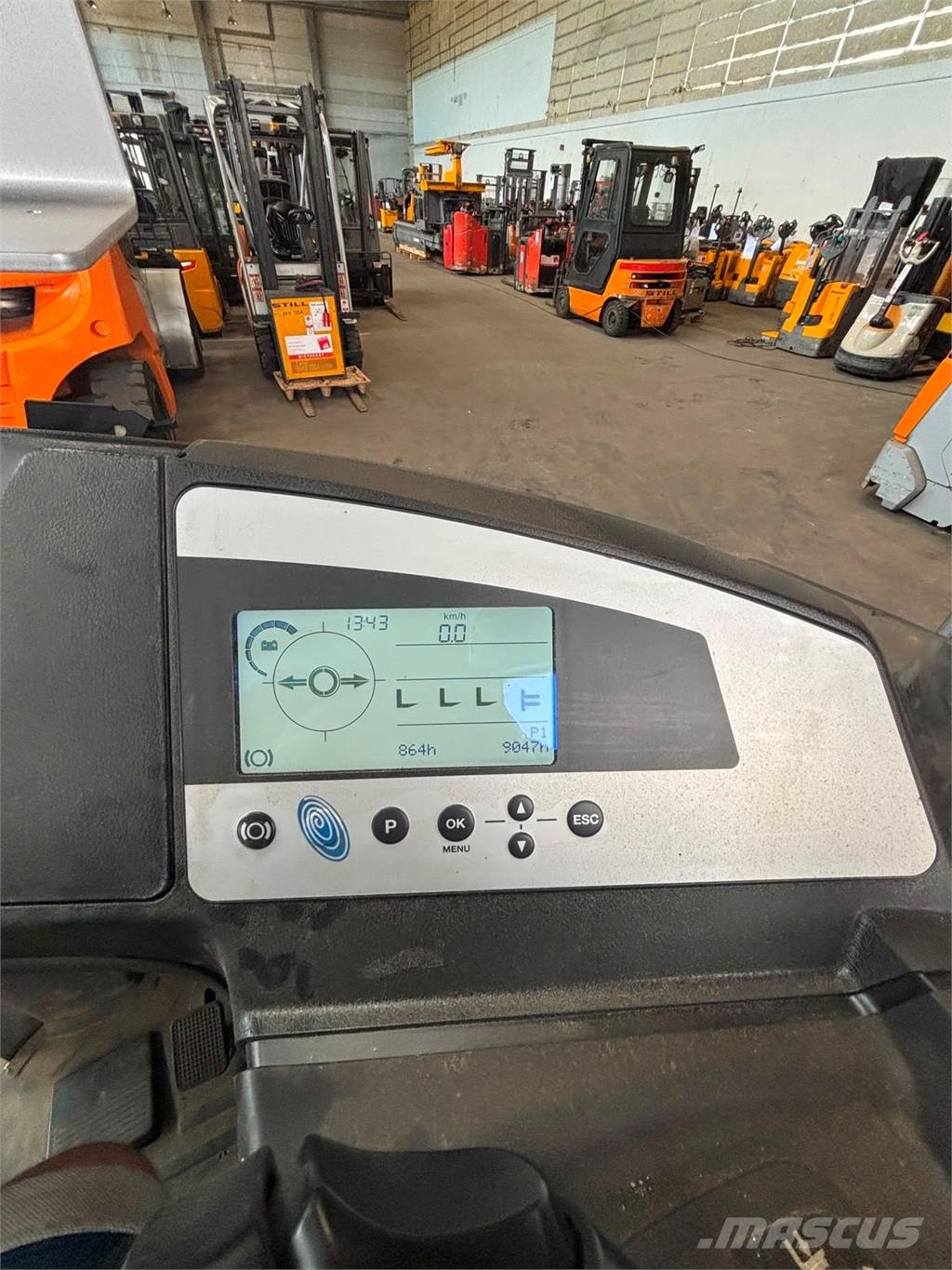 Still FM-X 14 Reach trucks