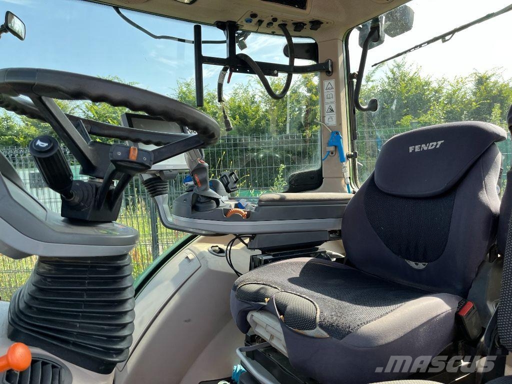 Fendt 720 VARIO PROFI + الجرارات