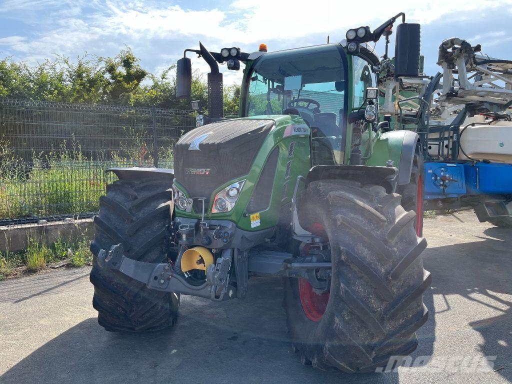 Fendt 720 VARIO PROFI + الجرارات