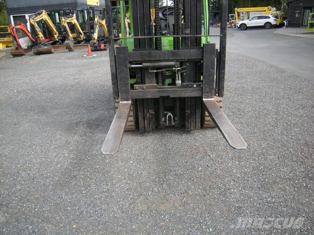 Manitou ME 435 - 80V Akumulátorové vozíky