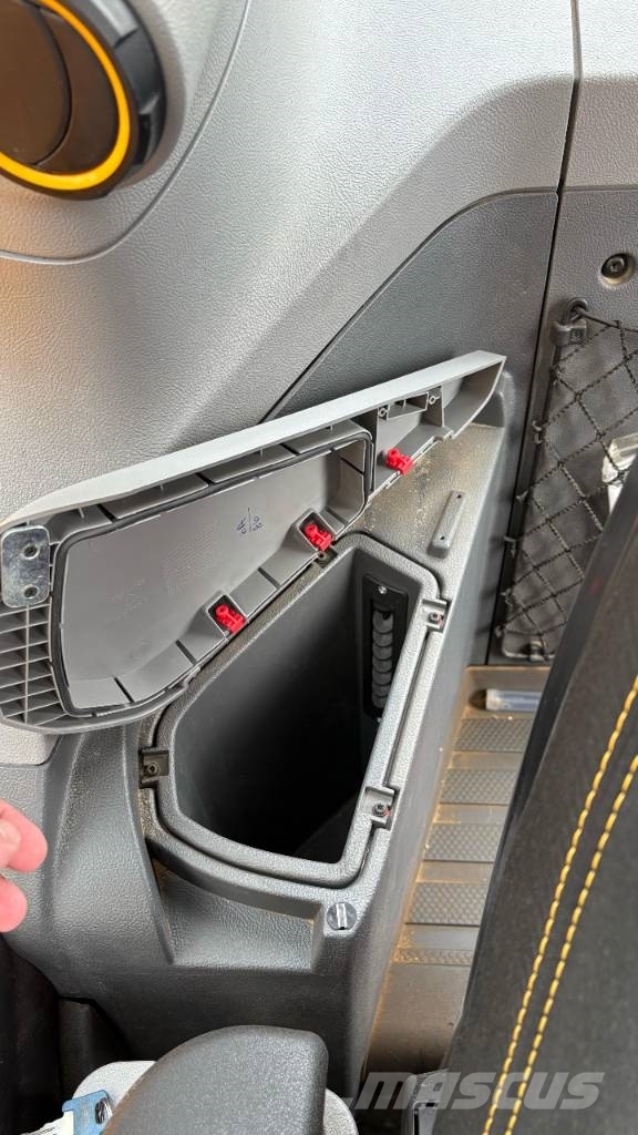 JCB 245 XR / Stage V, Rasvari, Pienet tunnit! Bageri guseničari