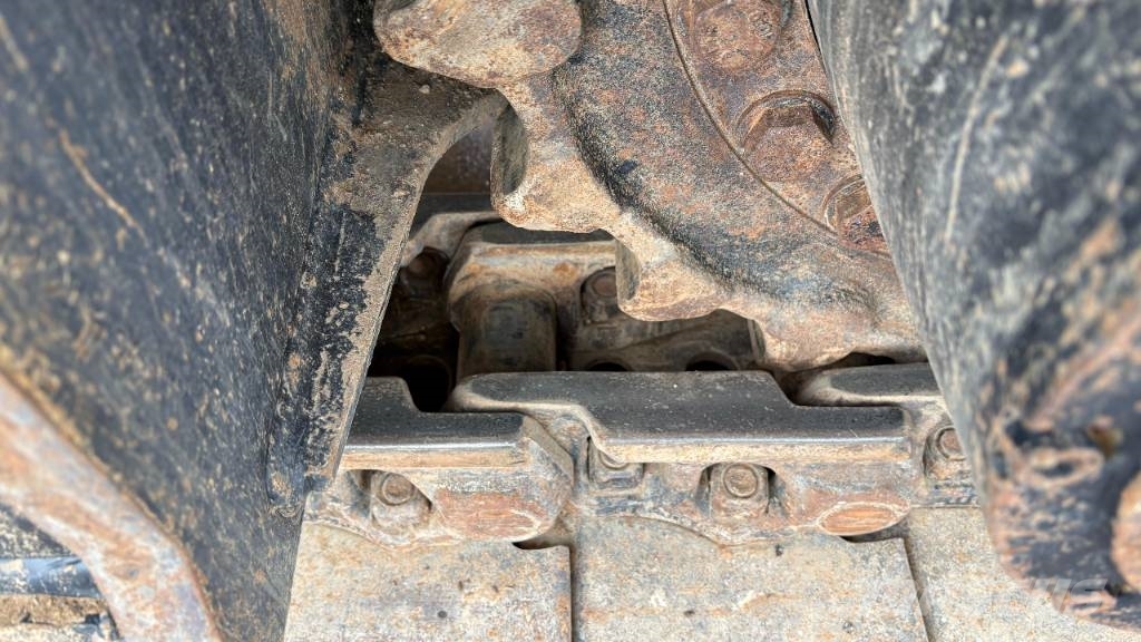JCB 245 XR / Stage V, Rasvari, Pienet tunnit! Bageri guseničari