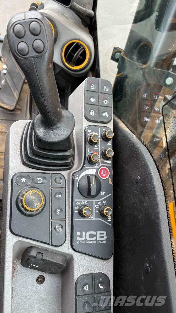 JCB 245 XR / Stage V, Rasvari, Pienet tunnit! Bageri guseničari