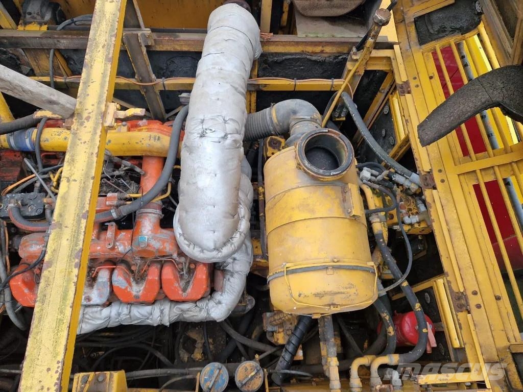 PMI Woltman 955LC piling machine funderingsmachine حفارات زحافة