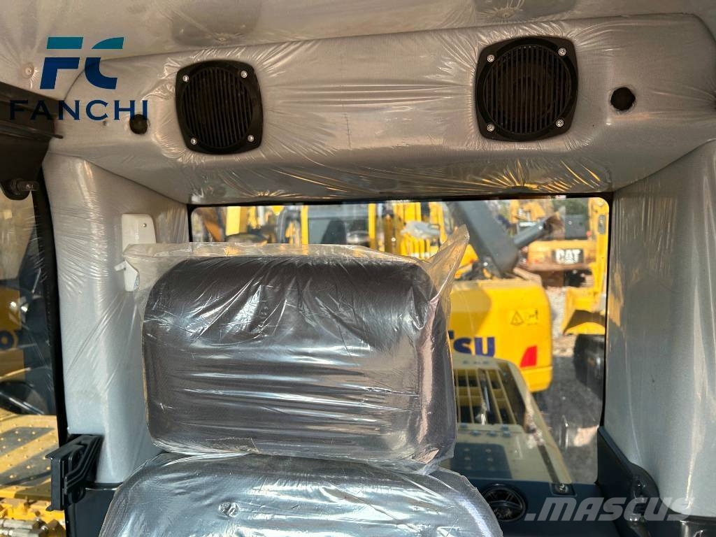 Komatsu PC 200 Εκσκαφείς με ερπύστριες