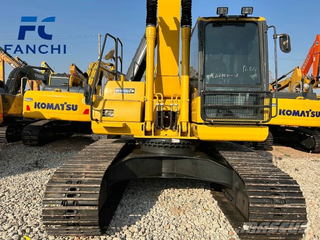 Komatsu PC 200 Εκσκαφείς με ερπύστριες