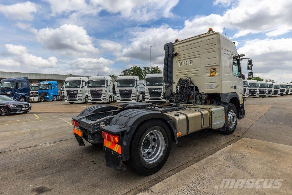 Volvo FMX GLOB 460+HYDR Vetopöytäautot