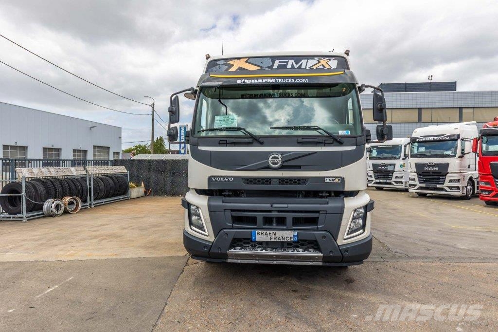 Volvo FMX GLOB 460+HYDR Vetopöytäautot