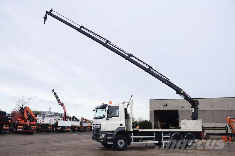 DAF CF 530 Pritschenwagen/Pritschenwagen mit Seitenklappe