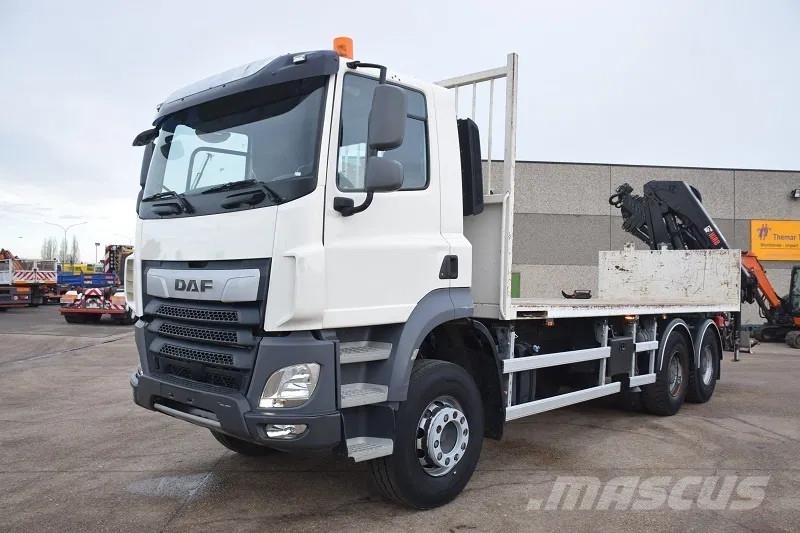 DAF CF 530 Pritschenwagen/Pritschenwagen mit Seitenklappe