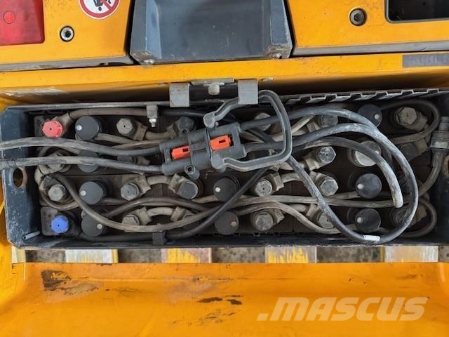 Jungheinrich EJE 120 Pedestrian stacker