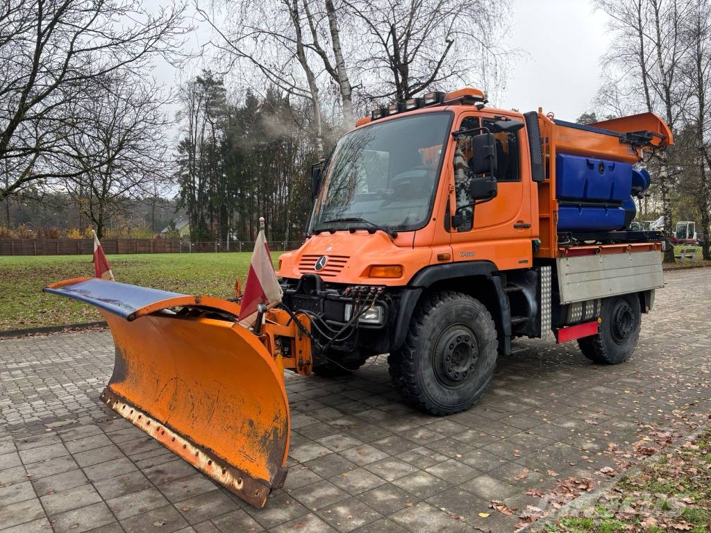Mercedes Benz Unimog U400 都市/通用型車輛