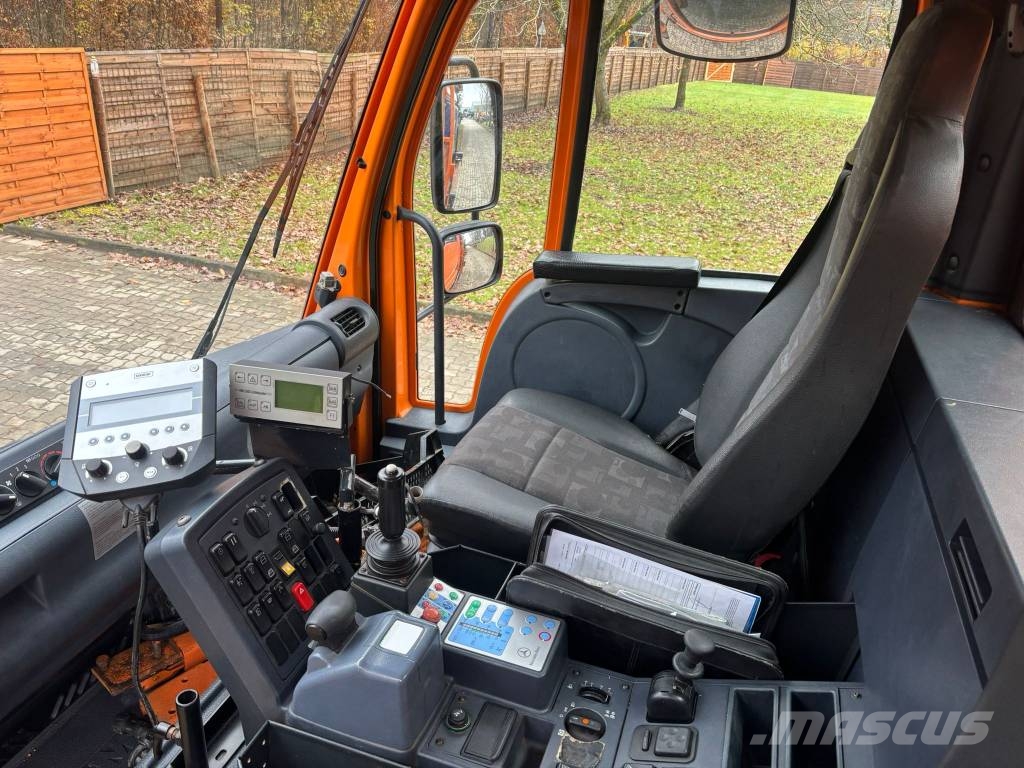 Mercedes Benz Unimog U400 都市/通用型車輛