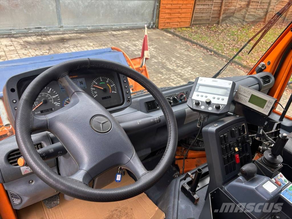 Mercedes Benz Unimog U400 都市/通用型車輛