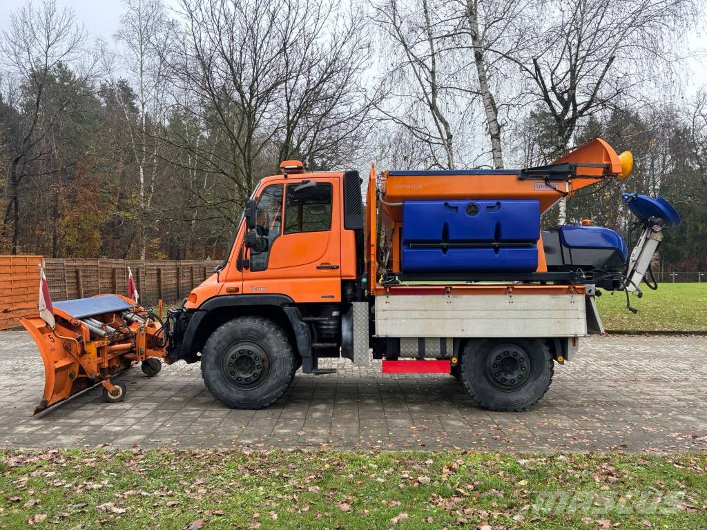 Mercedes Benz Unimog U400 都市/通用型車輛