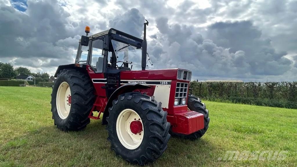 International 1055
