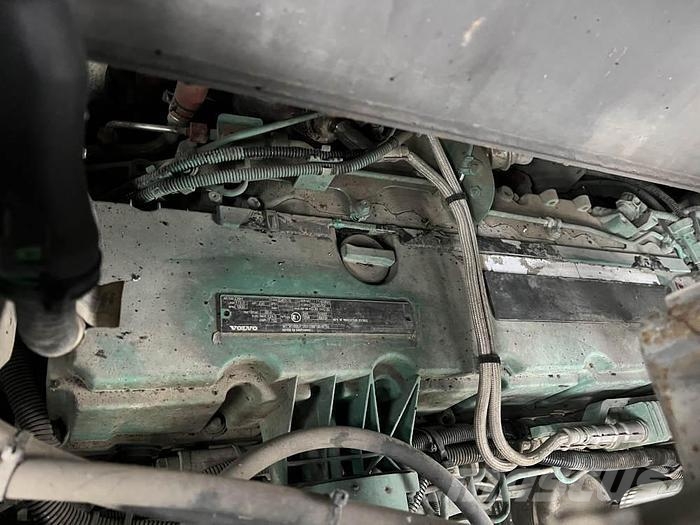 Volvo P 7820C Asfaltni finišeri
