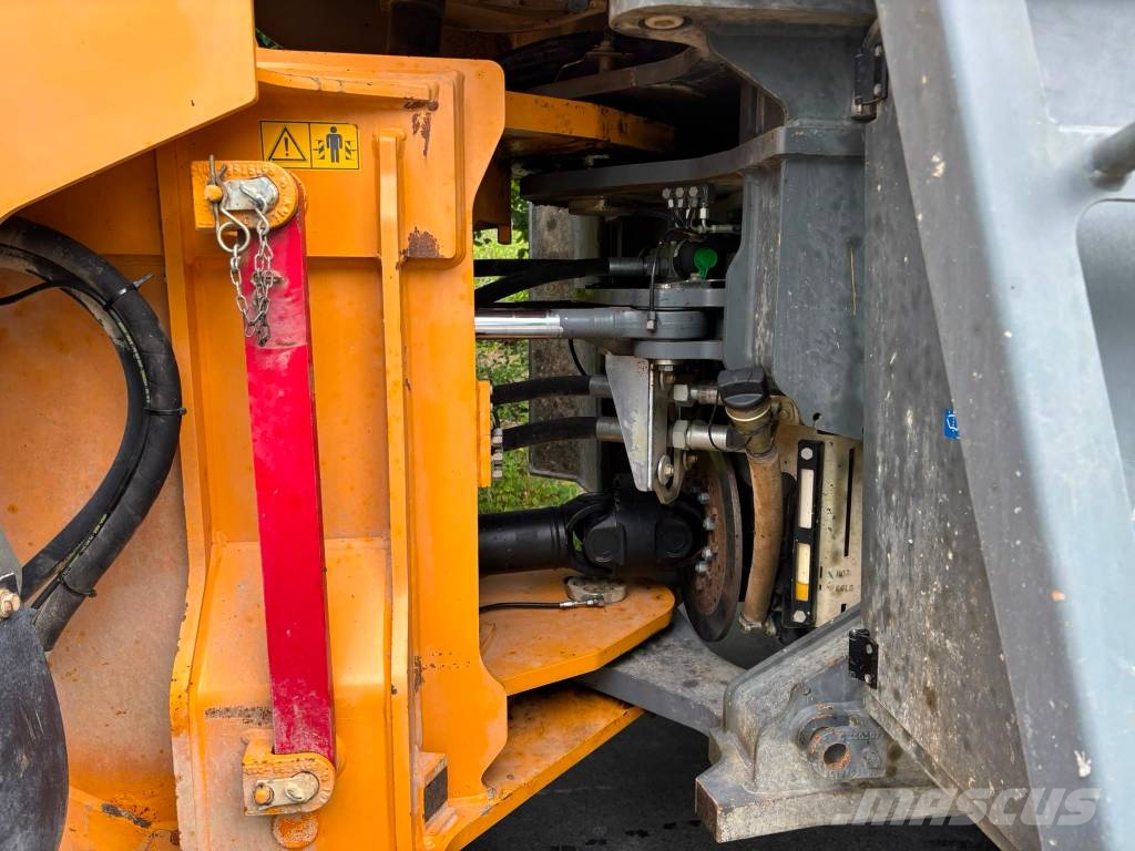 Liebherr L566 XPower Pyöräkuormaajat