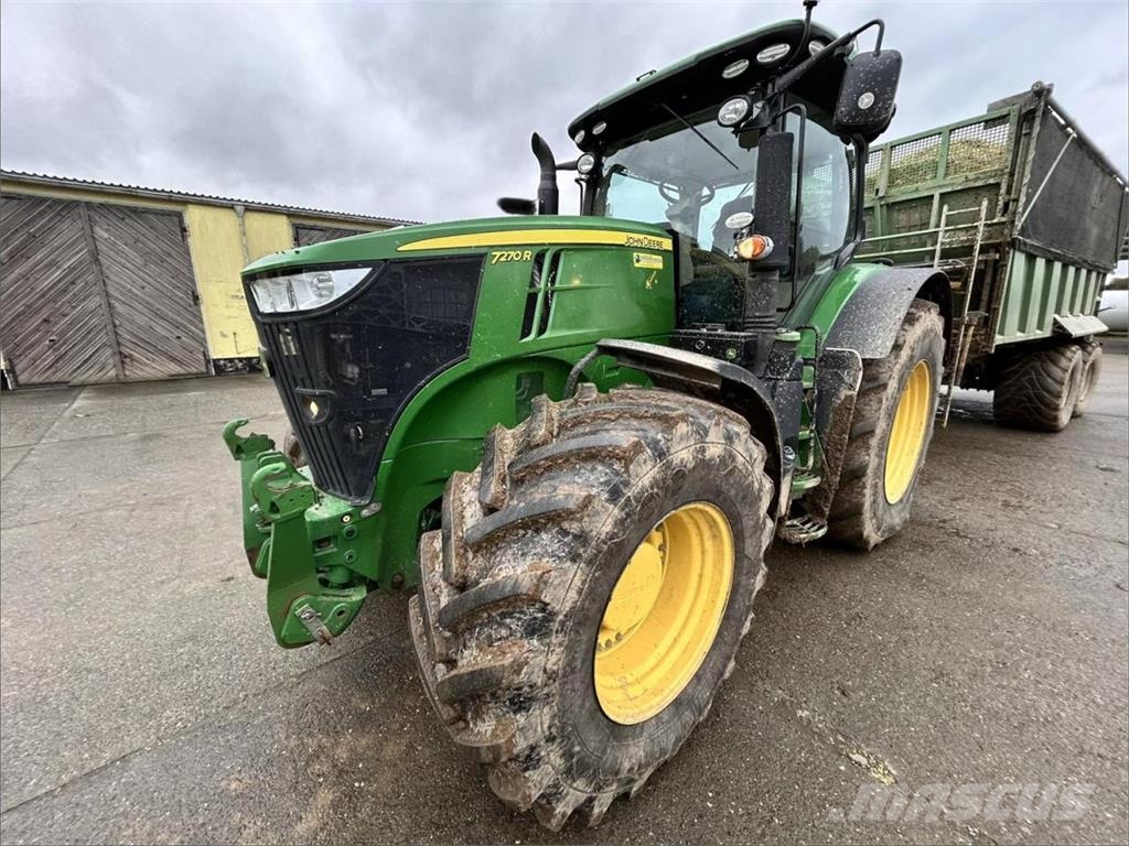 John Deere 7270R E23 Tractoren