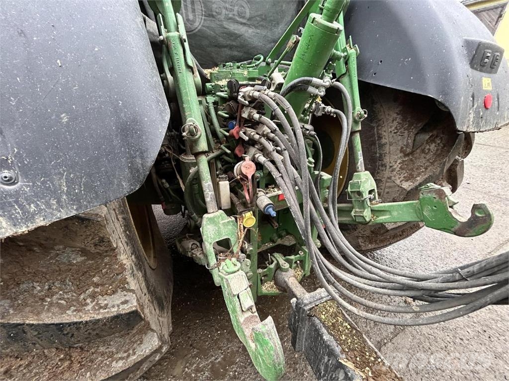 John Deere 7270R E23 Tractoren