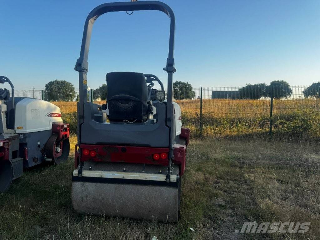 Dynapac CC 1200 VI Pisones compactadores