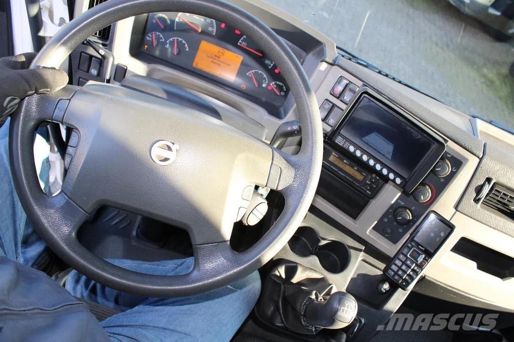 Volvo FL 16.240 + EURO 5 + 16T 冷藏车