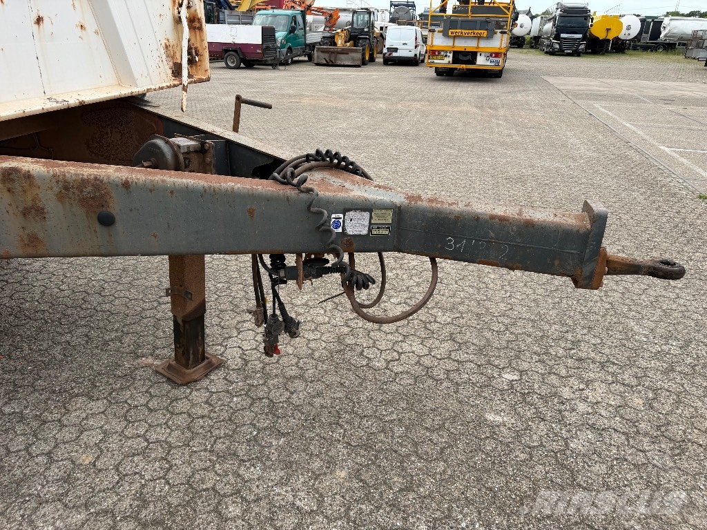 Meiller -3-S-Kippbrucke Kipper