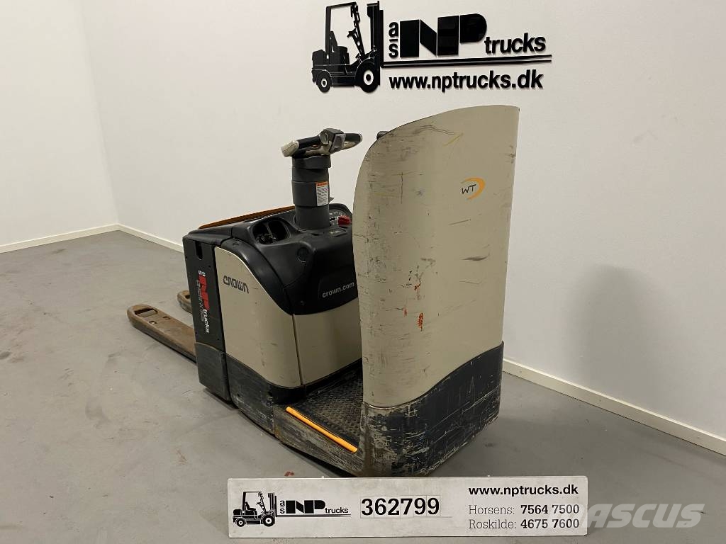 Crown WT 3040-2.0 Nisko podizni električni viljuškar