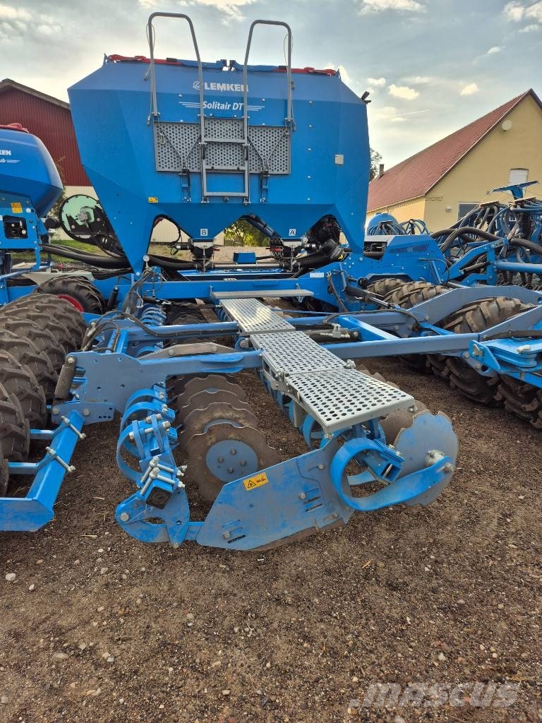Lemken Solitair DT 900 مثاقيب