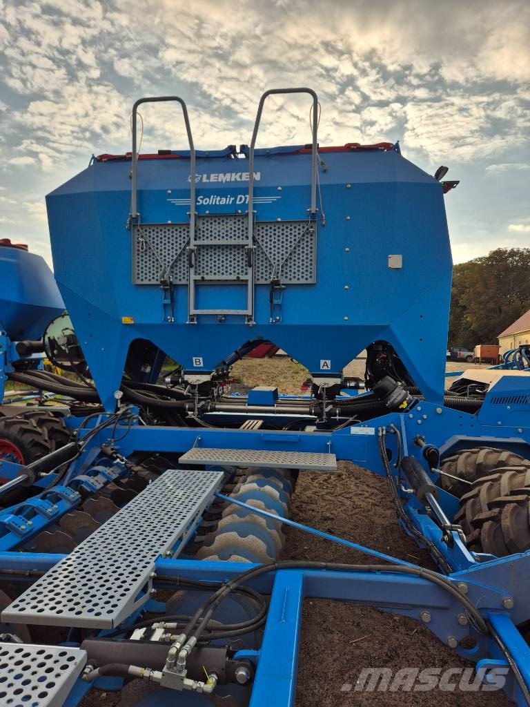 Lemken Solitair DT 900 مثاقيب