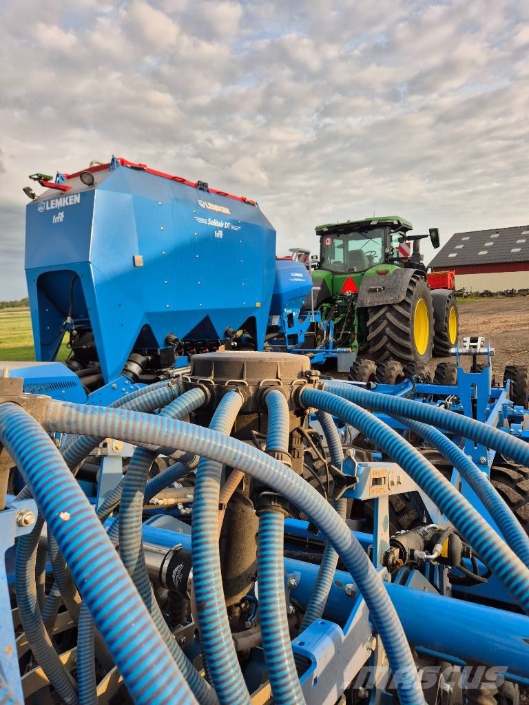 Lemken Solitair DT 900 مثاقيب
