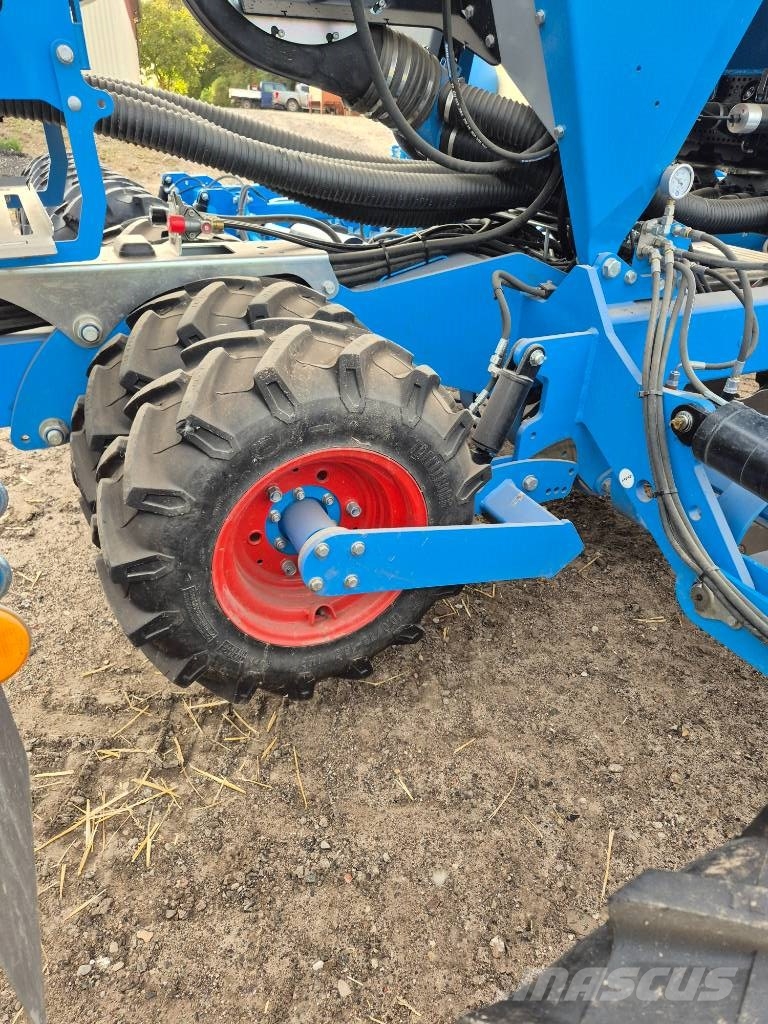Lemken Solitair DT 900 مثاقيب