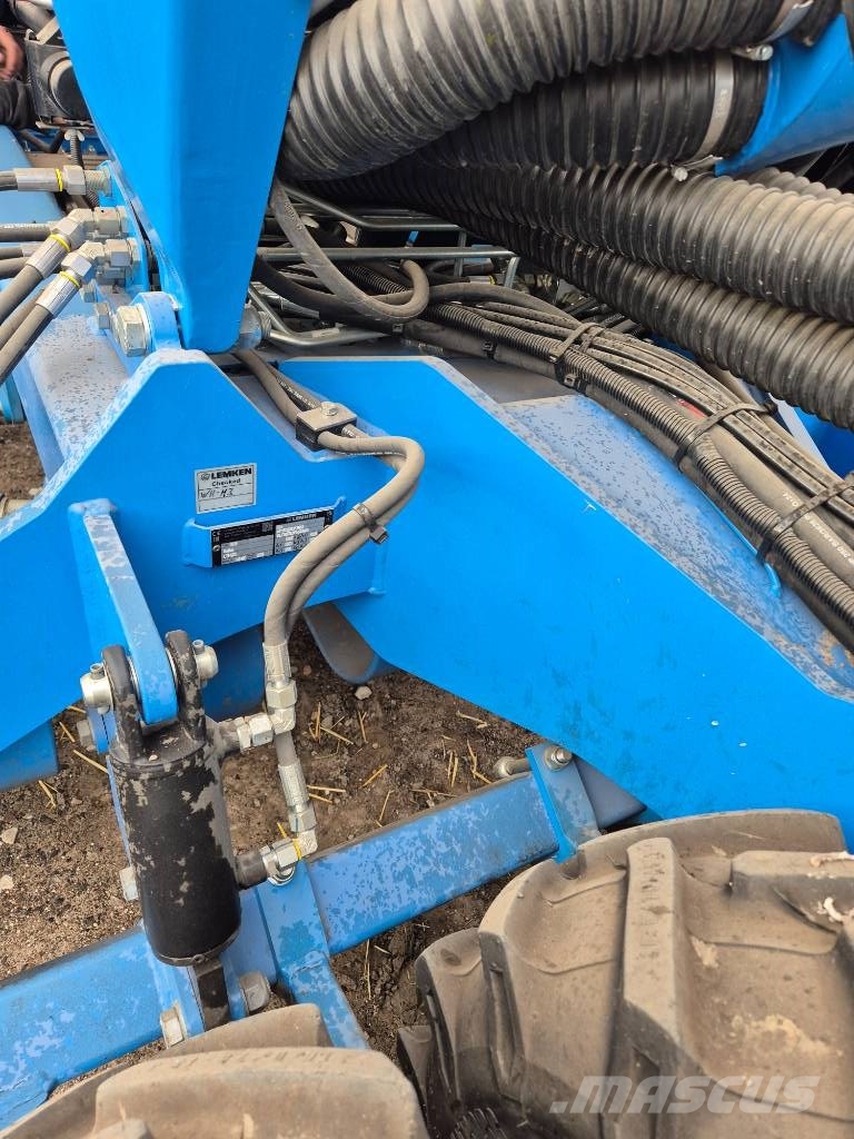 Lemken Solitair DT 900 مثاقيب