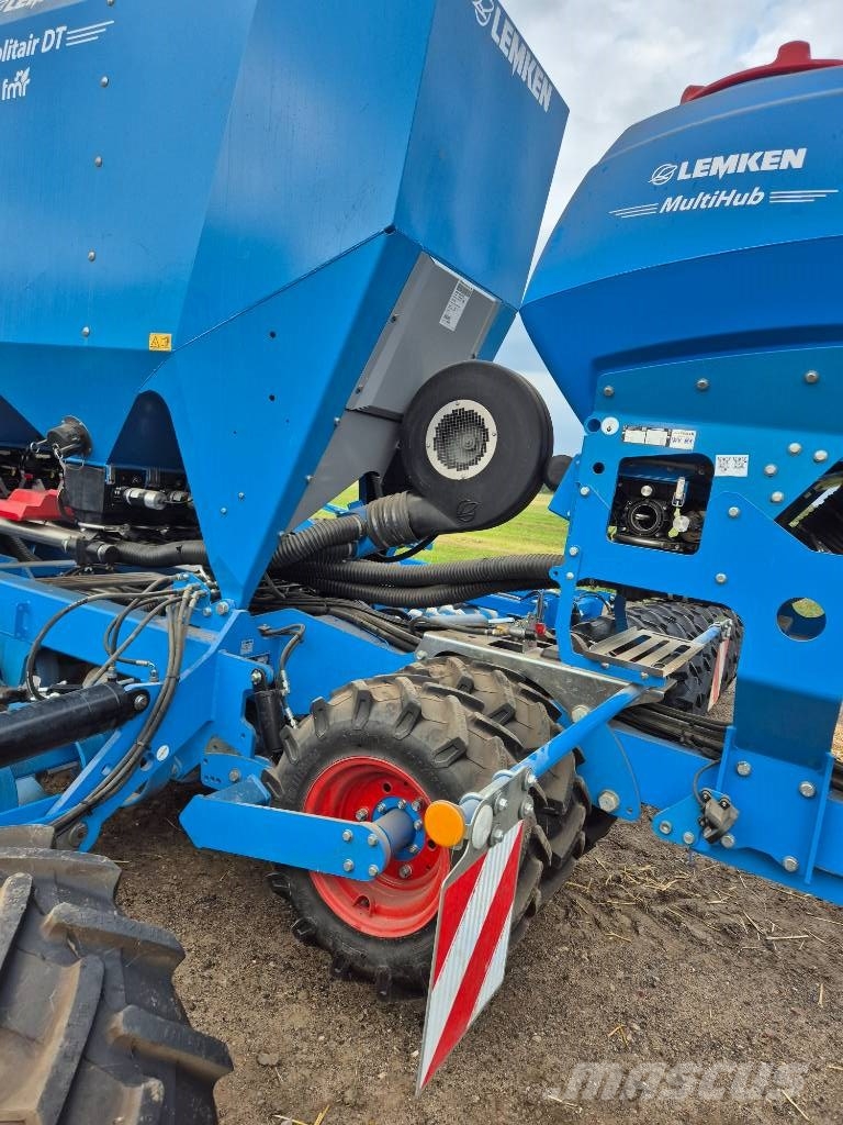 Lemken Solitair DT 900 مثاقيب