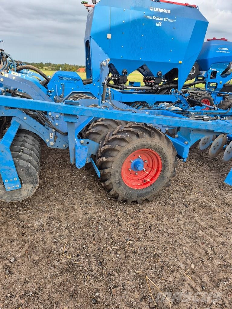 Lemken Solitair DT 900 مثاقيب