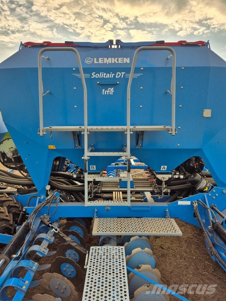 Lemken Solitair DT 900 مثاقيب