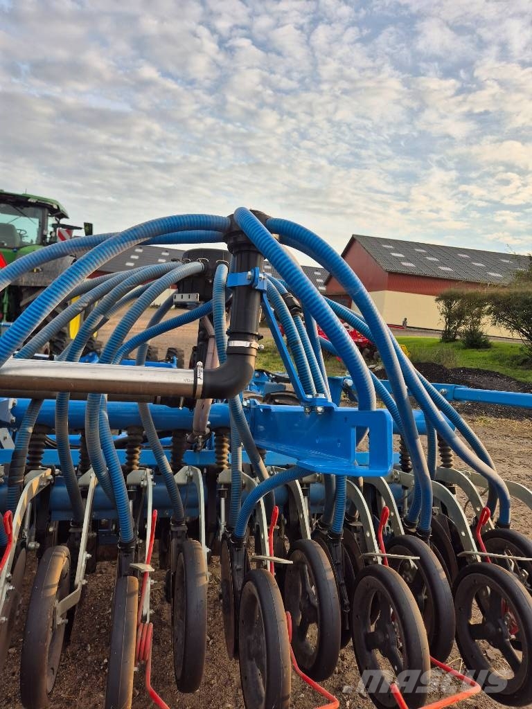 Lemken Solitair DT 900 مثاقيب