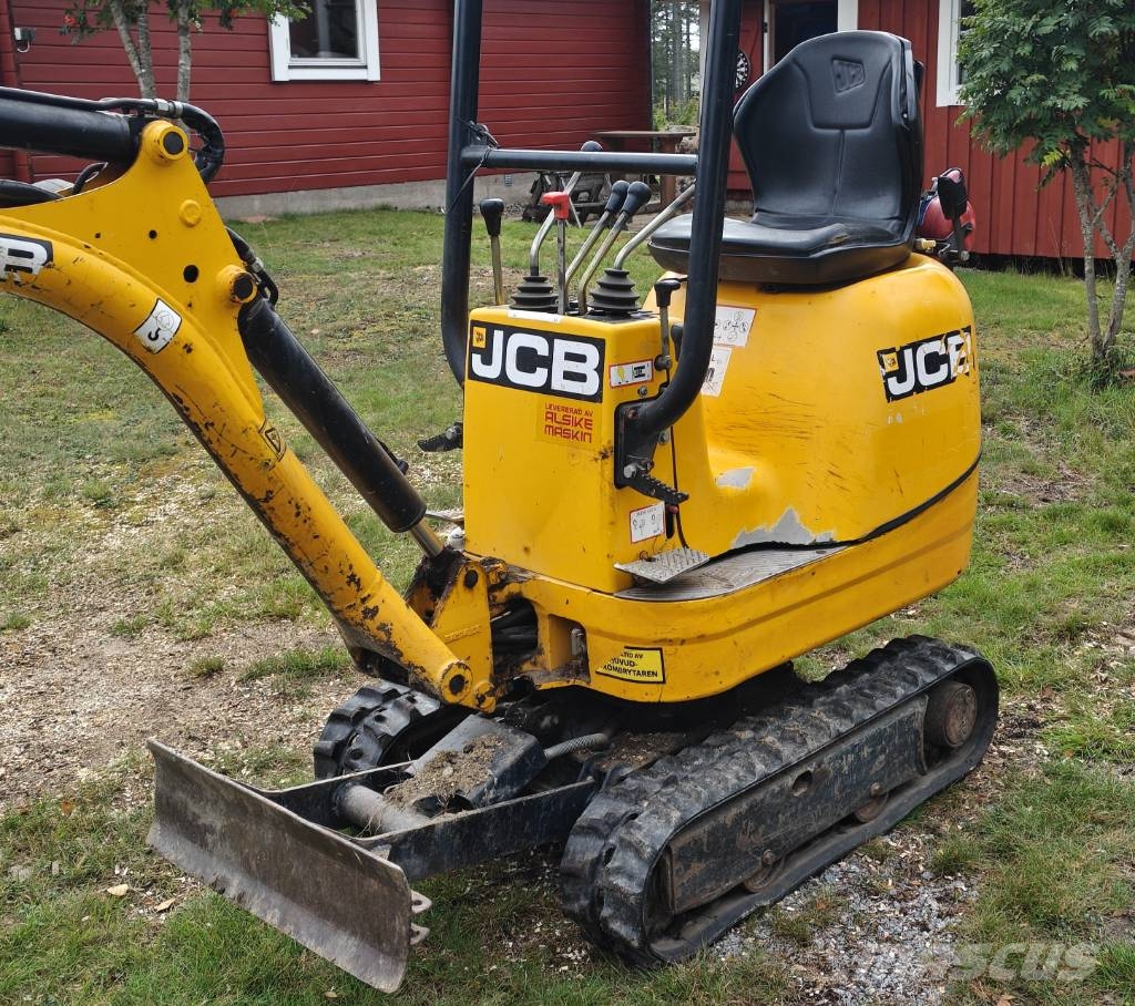JCB 8008 Minikoparki
